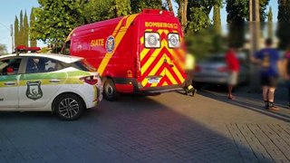 Engavetamento: motorista foge, mulher se fere e carro é recolhido por dívidas em acidente na Barão