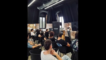 Roger Roque el hondureño que forma parte del  Festival Audiovisual Creando en España