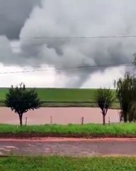 Tornado atinge o município de Gentil, no norte do Rio Grande do Sul. Confira!