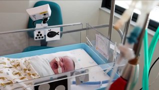 QLD hospital uses baby monitors for infants in ICU