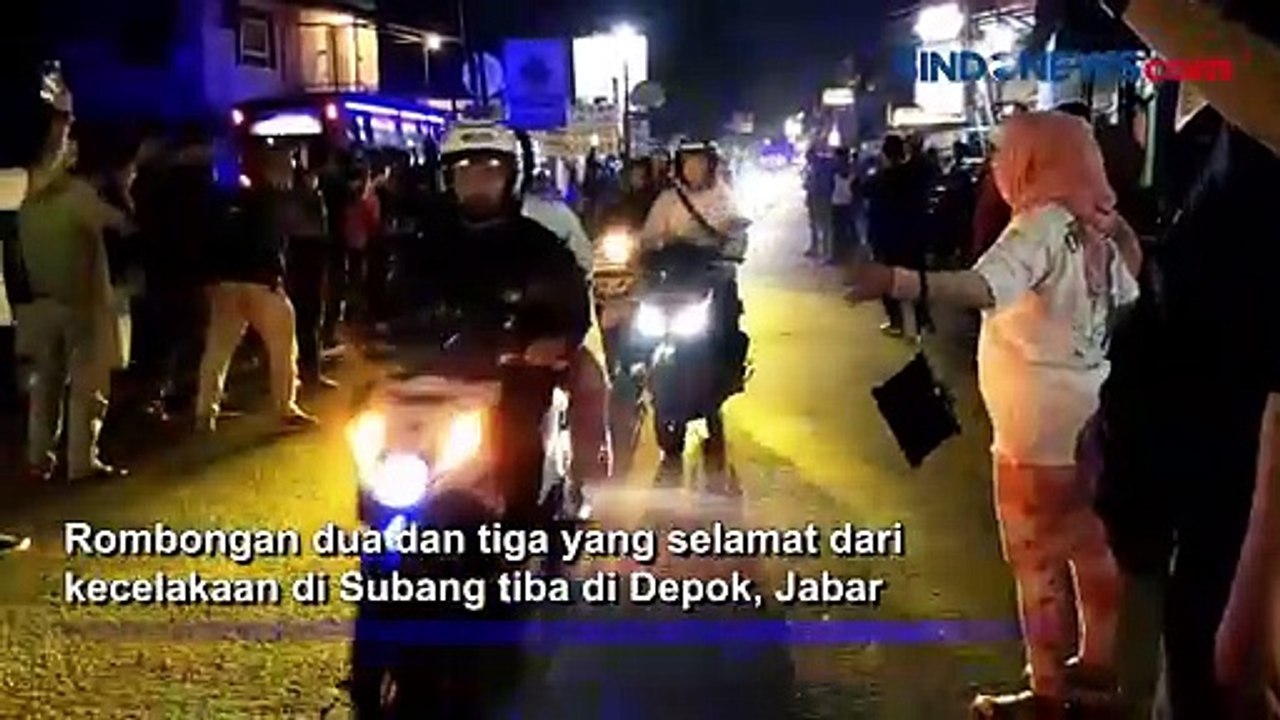 Tangis Keluarga Sambut 2 Bus SMK di Depok yang Selamat dari Kecelakaan di Subang