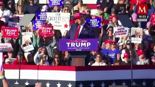 Donald Trump realiza mitin con más de 100 mil personas