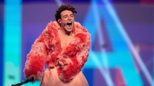 Así fue la actuación del suizo Nemo, el ganador de Eurovisión 2024