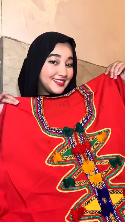 la tenue et les bijoux De la femme Amazigh de l'Atlas ( souss )