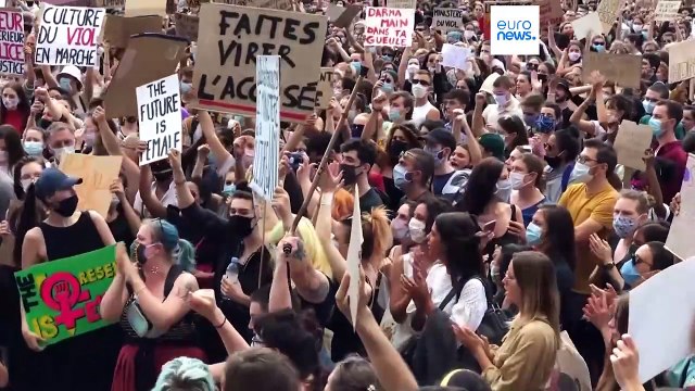 Женщины становятся более политически активными из-за роста популярности ультраправых?