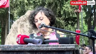 Zübeyde Hanım, Anneler Günü'nde İzmir'de Anıt Kabri Başında Anıldı