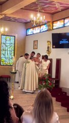 Batizado da filha de Marco Costa e Carolina Pinto