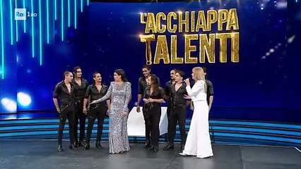 Wanda Nara, la "domadora de boleadoras" en la tv italiana: el insólito video que se hizo viral