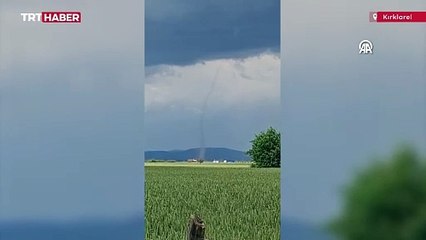 Kırklareli'nde hortum cep telefonuyla görüntülendi