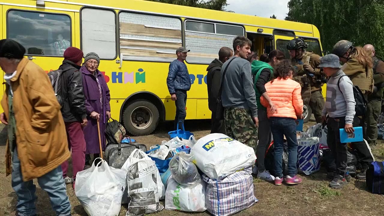 Kharkiv residents evacuated as Russian offensive pushes into northeastern Ukraine