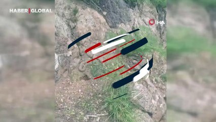 Ormanda çıngıraklı yılana rastladı: O anları kaydetti