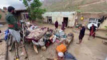 아프가니스탄 홍수 사망자 315명으로 늘어 / YTN