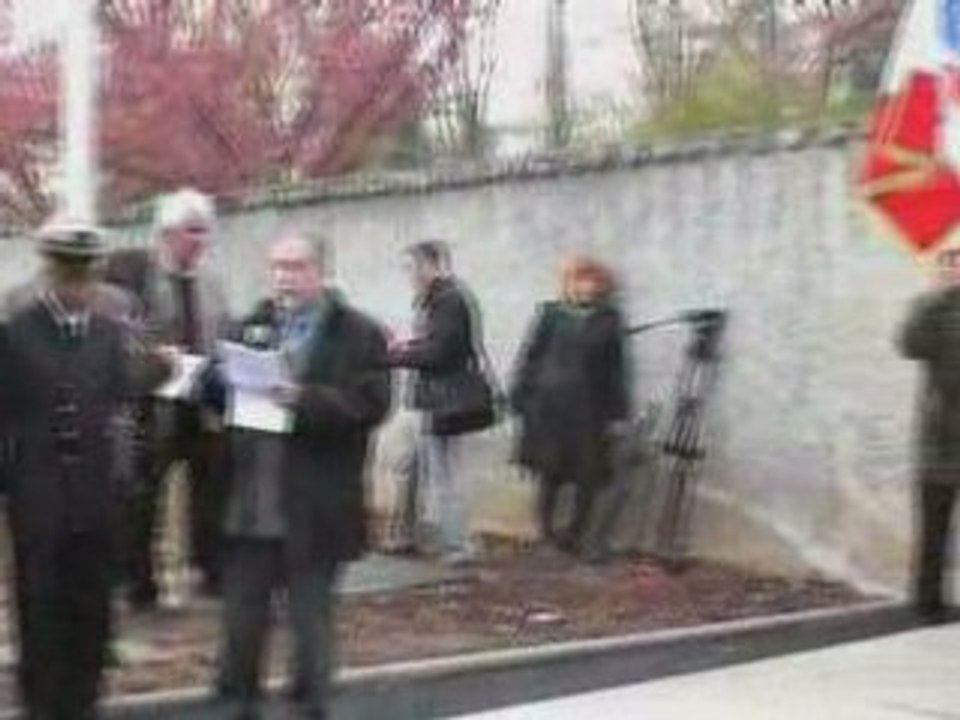 Au cimetière pour enterrer le racisme