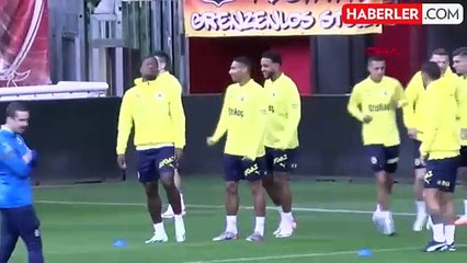 Galatasaray-Fenerbahçe derbisinin saati belli oldu