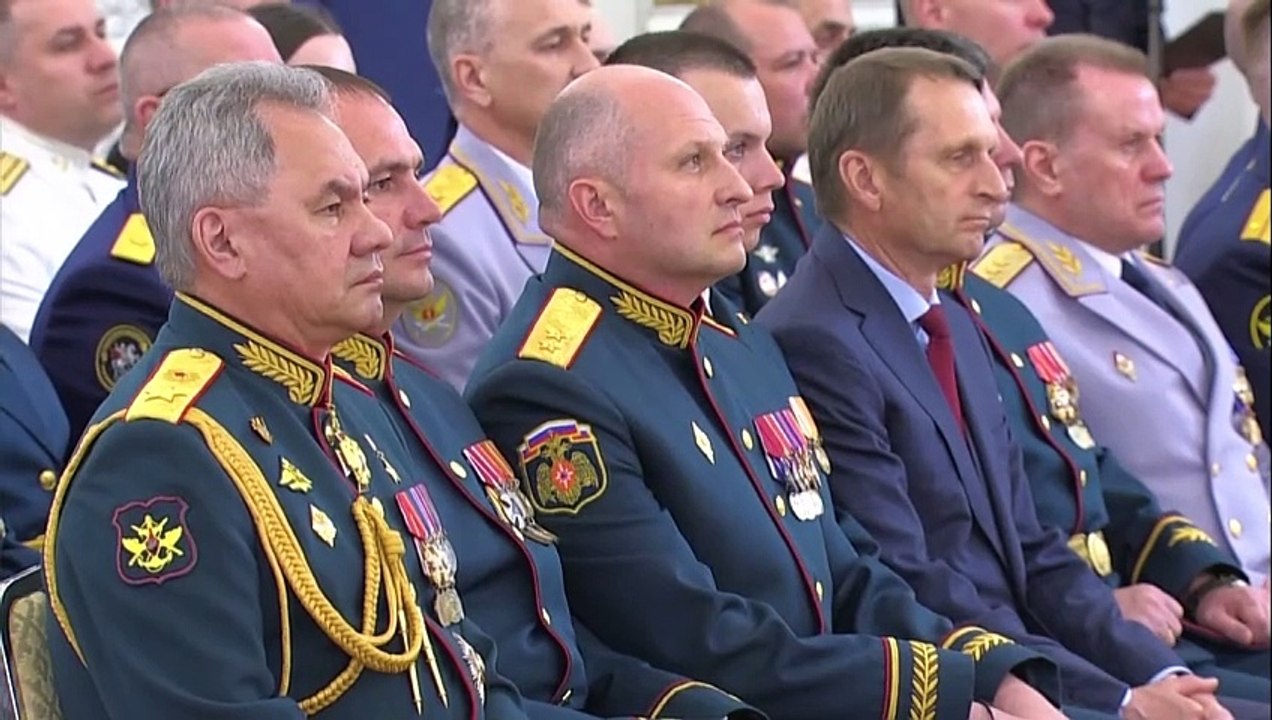 Putin verfügt Postenwechsel für Verteidigungsminister Schoigu