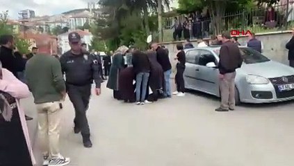 Komiser yardımcısı, eşi ve 2 çocuğunu öldürüp intihar etti