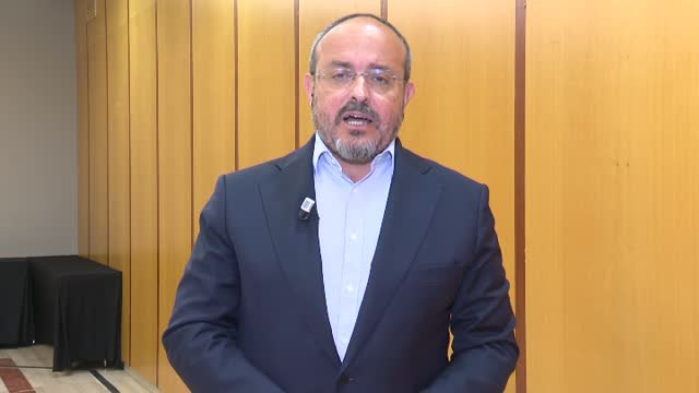 Alejandro Fernández: Ni voy a hacer el primo ni voy a estafar a mis electores