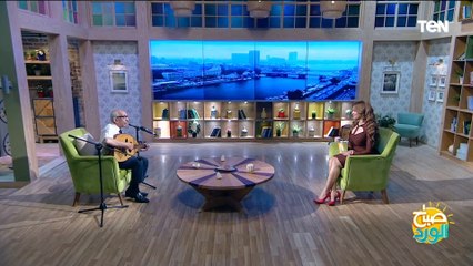 مش هتصدق من حلاوة الصوت والموهبة في سنة الـ 70 .. أغنية الورد جميل للدكتور عبدالحميد يحيي