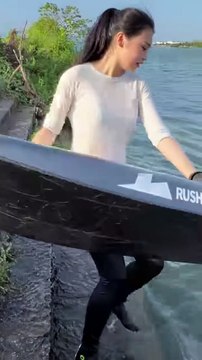 Electric surfboards A surfing video that makes people look happy #surfing #rushwave #jetsurfboard# electric surfboard