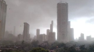 मुंबई में अचानक आया आंधी-तूफान, जानिए कैसा है शहर का हाल
