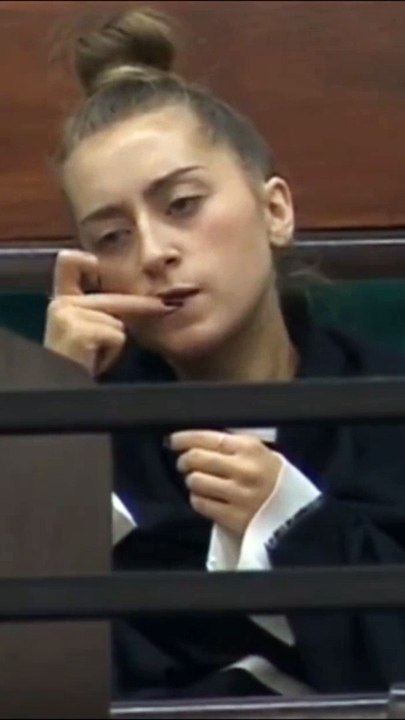 Jeszcze trochę i w Sejmie nie będzie rąk do pracy.