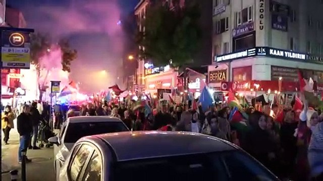 On binler Filistin'in özgürlüğü için yürüdü