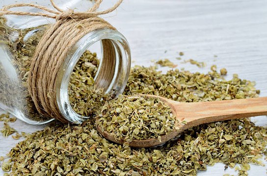 5 Razones Por Las Que Deberías Comer Más Orégano