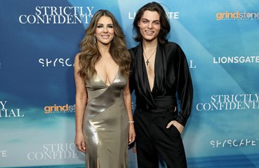 Elizabeth y Damian Hurley tienen una telepatía propia de gemelos
