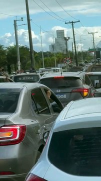 VÍDEO: Intensa troca de tiros na região da Paralela