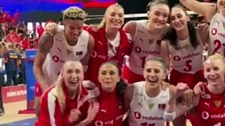 A Milli Kadın Voleybol Takımı, Milletler Ligi'nde Hollanda'yı 3-1 Yendi