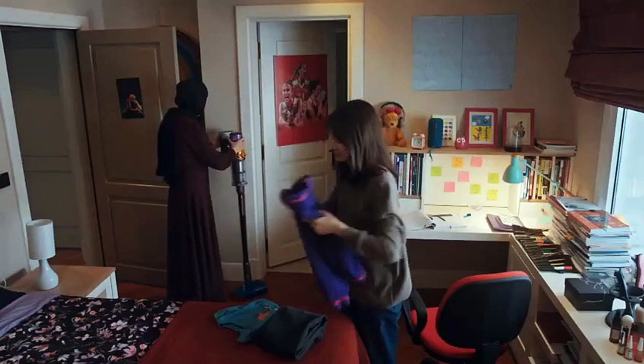 Kızıl Goncalar Episode 18 with English subtitles فيديو Dailymotion