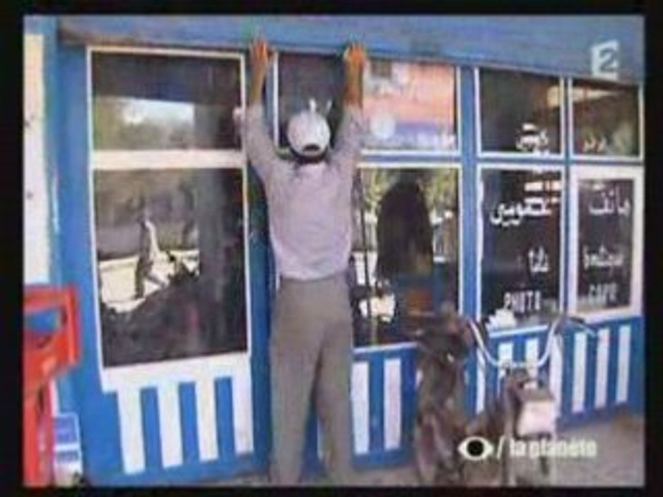 Maroc, le voile ou le bikini.3_8