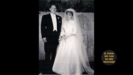 ASÍ DE PRECIOSA LUCÍA SILVIA DERBEZ EL DÍA DE SU BODA CON SU VESTIDO DE NOVIA