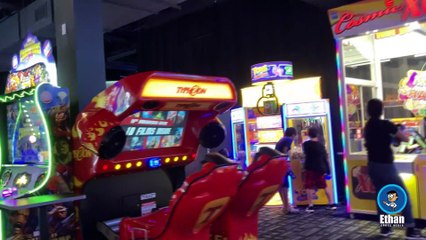 Dave & Buster's - (Schaumburg, IL Arcade Room Tour, 2024)