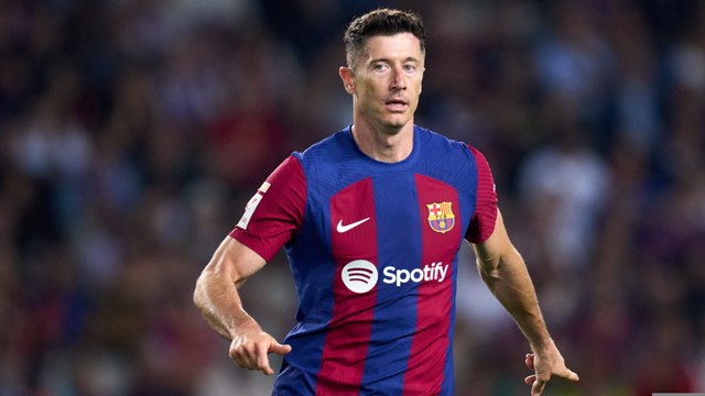 Xavi understands 'angry' Lewandowski after substitution