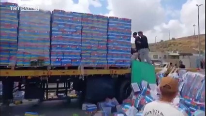 İsrailli işgalciler yardım tırlarına saldırdı