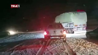 Kastamonu'da Mayıs ortasında kar yağdı araçlar yolda kaldı