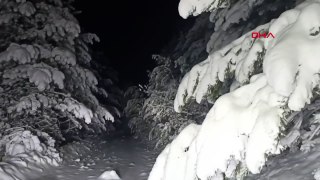 Kastamonu'da mayıs ayında kar! Yollar kapandı, araçlar karda mahsur kaldı