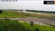 ビデオ：バングラデシュ空軍のYak-130戦闘機、リスクのある操縦ミスで墜落