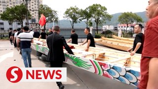 Dragon boat market in China's Zhejiang booms on festival demand