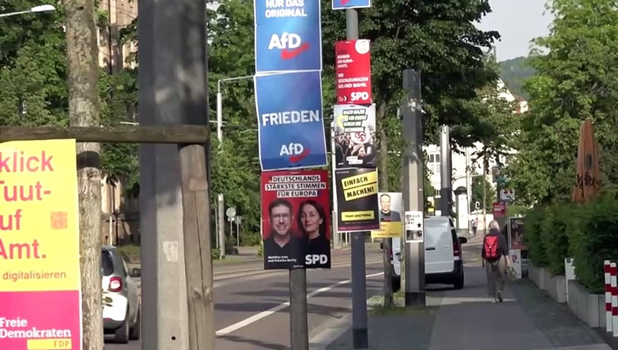Attackierter SPD-Politiker Ecke 'nicht eingeschüchtert'