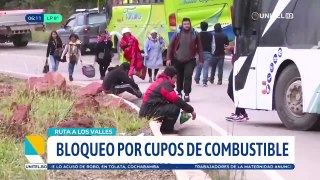 ​Ruta antigua Santa Cruz Cochabamba: en el inicio del tercer día de bloqueo sigue el diálogo entre ANH y productores