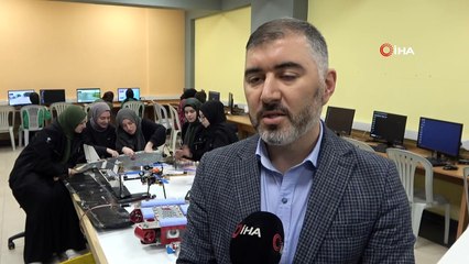 Lise öğrencileri görüntü tanımlayan otonom yük bırakan İHA üretti