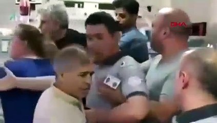 Yoğun bakımda skandal görüntüler: Hasta yakınları servisi bastı