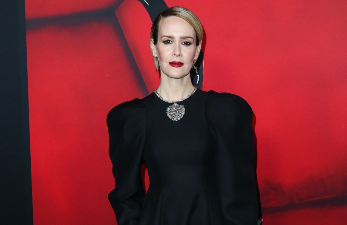 Sarah Paulson blasted actress who sent six pages of unsolicited notes after watching her in a play