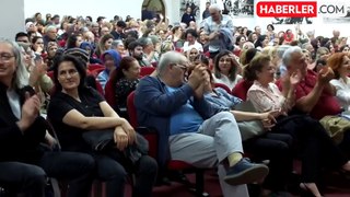 Balıkesir'de doktor ve hemşirelerden şifalı ezgiler konseri