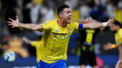  Cristiano Ronaldo orchestrates celebration with the crowd after Al-Nassr's latest victory ⚽️