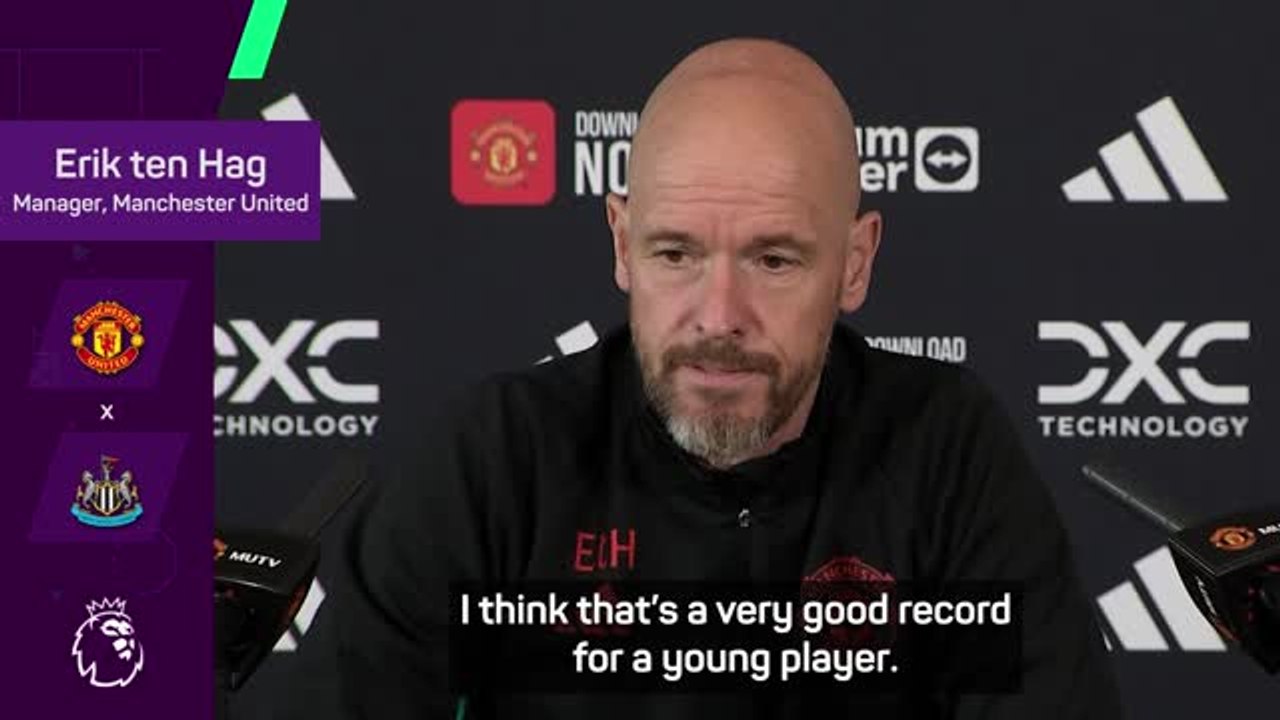Ten Hag calls for patience with Hojlund