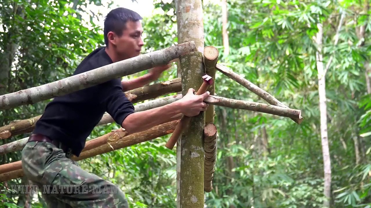 The Cabin Building Was Built By One Man In 7 Days, Start to Finish