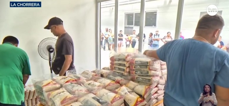 Reportan largas filas para comprar arroz en el Mercado de Abastos de La Chorrera